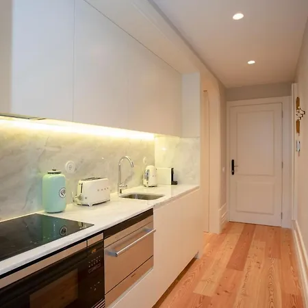 Apartment Liiiving In - Cedofeita Charming Porto